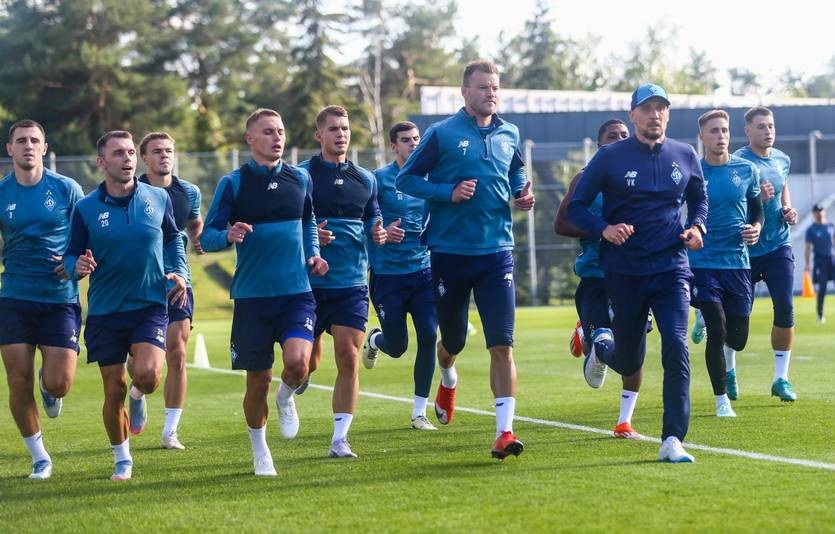 Динамо прибуло до Австрії на тренувальний збір