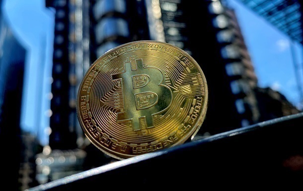 Новини бізнесу - Bitcoin досяг двомісячного мінімуму