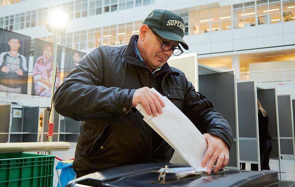 В Нідерландах почались дострокові парламентські вибори