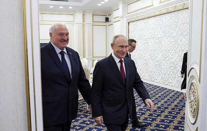 Новини політики - Лукашенко дав пораду Зеленському щодо "мирного плану"