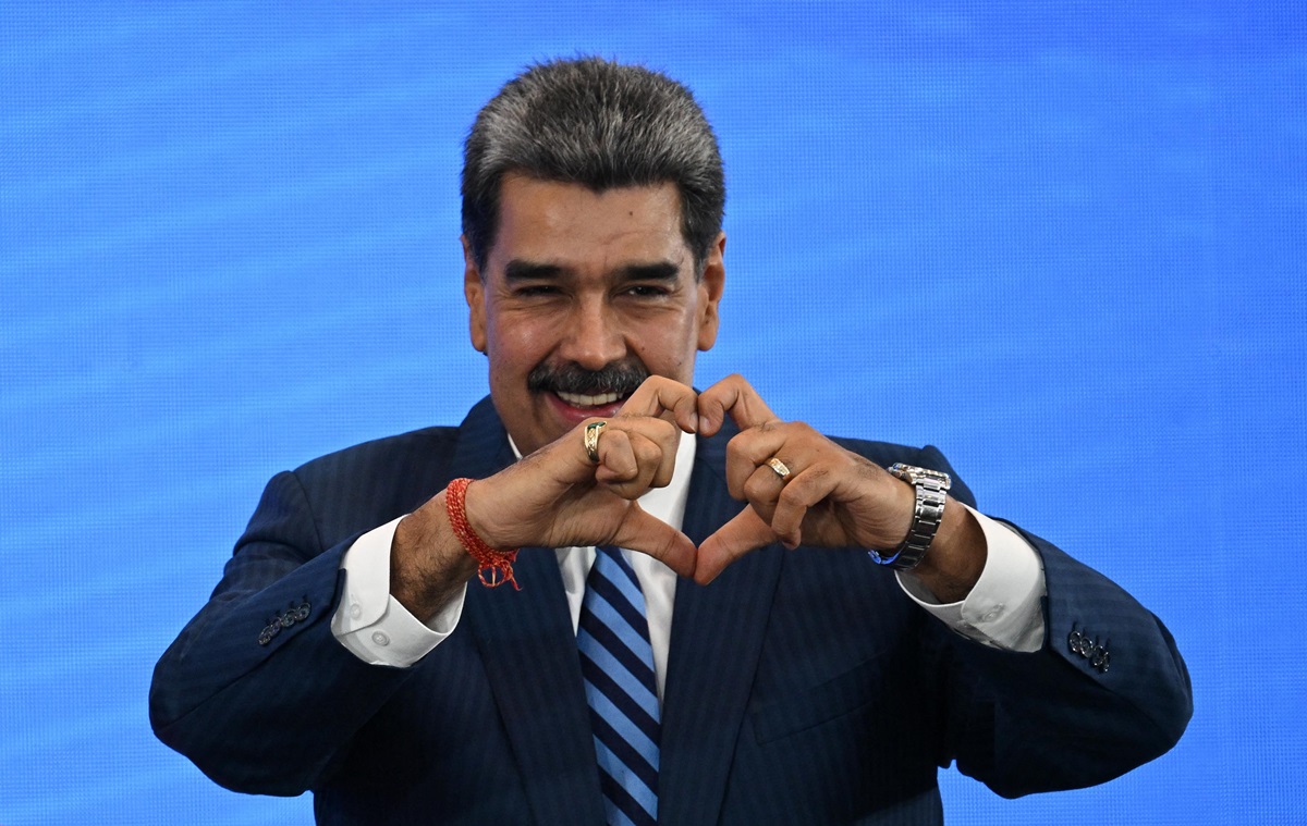 Новини світу - США припускають утечу Мадуро в Росію - ЗМІ