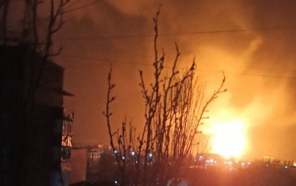 У російському Таганрозі знову чути вибухи біля військового аеродрому – ЗМІ