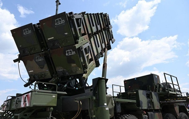 Новини України - ППО знешкодила 585 дронів і 30 ракет РФ