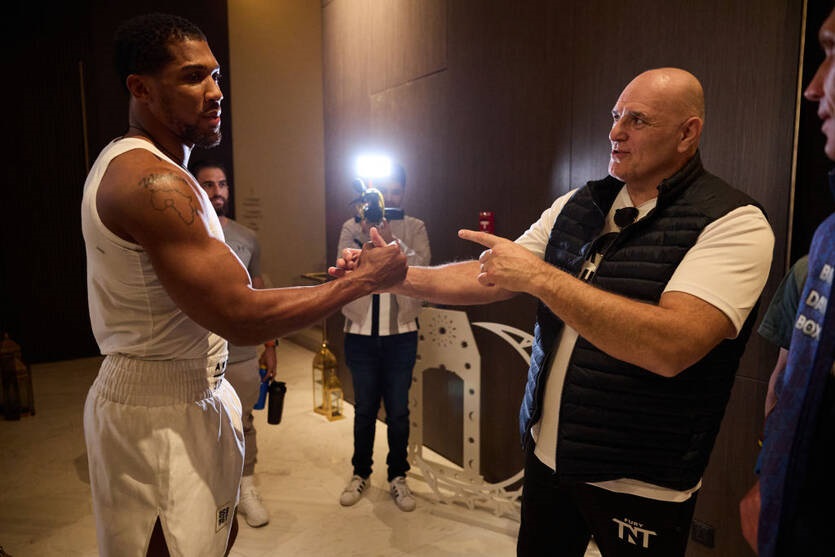 Новини спорту - Батько Ф’юрі відводить особливе місце скорботі у трагедії, яку бачив Джошуа