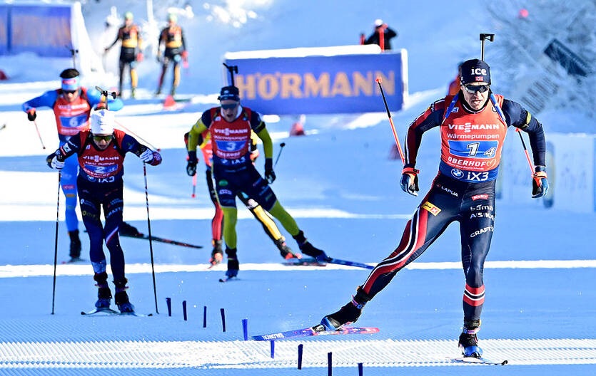 Збірна Норвегії перемогла в естафеті Оберхофа, Україна залишилася в топ-10